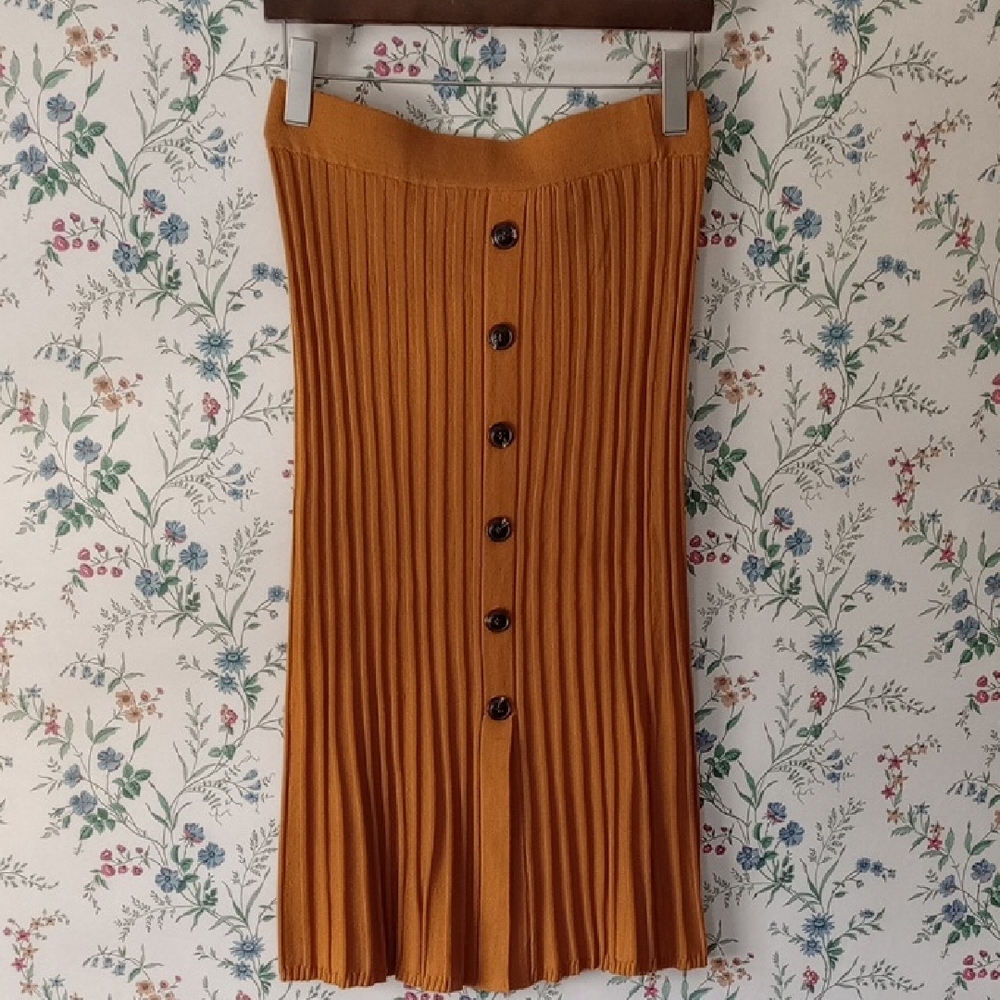 Cato Pleated Maxi Or Midi Sweater Skirt With Buttons - Mustard Yellow, Brown/🥇